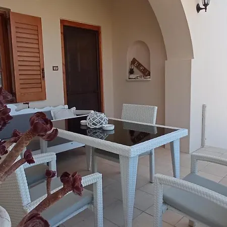 Nikos Asklipios Páros