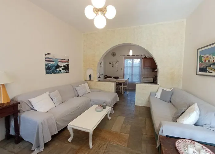 Nikos Asklipios Feriehus