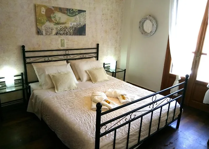 Nikos Asklipios Feriehus