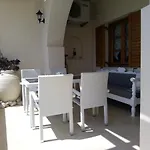 בית נופש Nikos Asklipios *