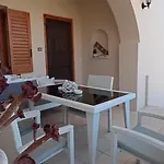 Nikos Asklipios פארוס