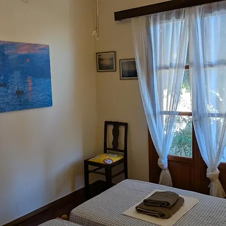 Nikos Asklipios * פארוס